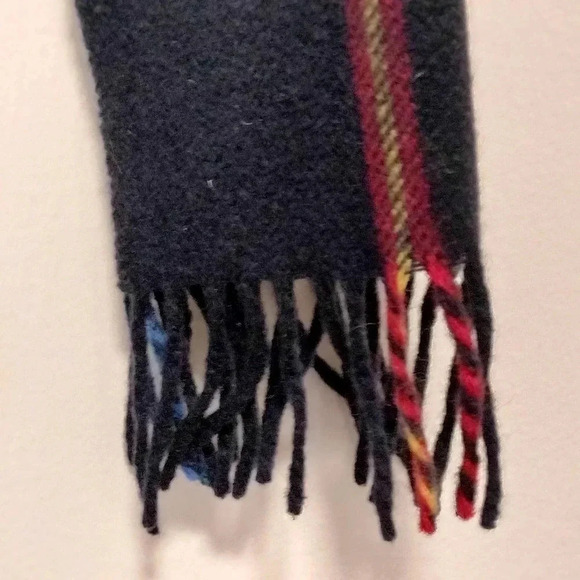 Parisian 100% Cashmere Plaid Tassel Multifunctional Scarf - Picture 4 of 7